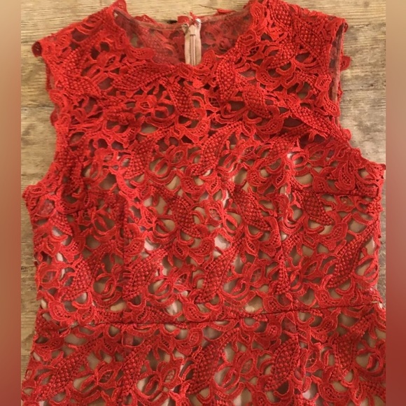 NWT Mikael Aghal Red Lace Merana Sheath Dress Size 12 - Picture 4 of 6